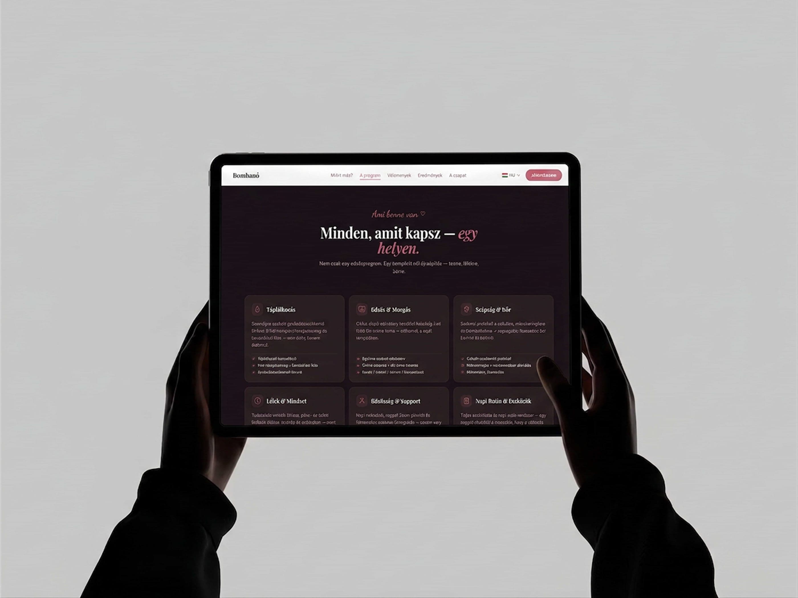 Bombanő — tablet page